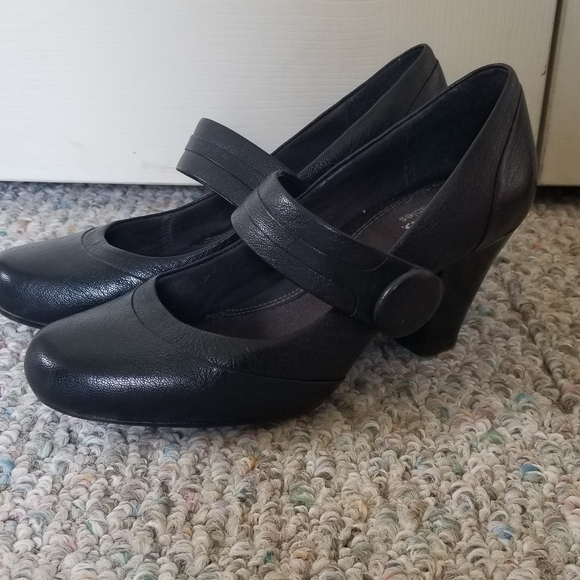 Clark Heels - Picture 3 of 8